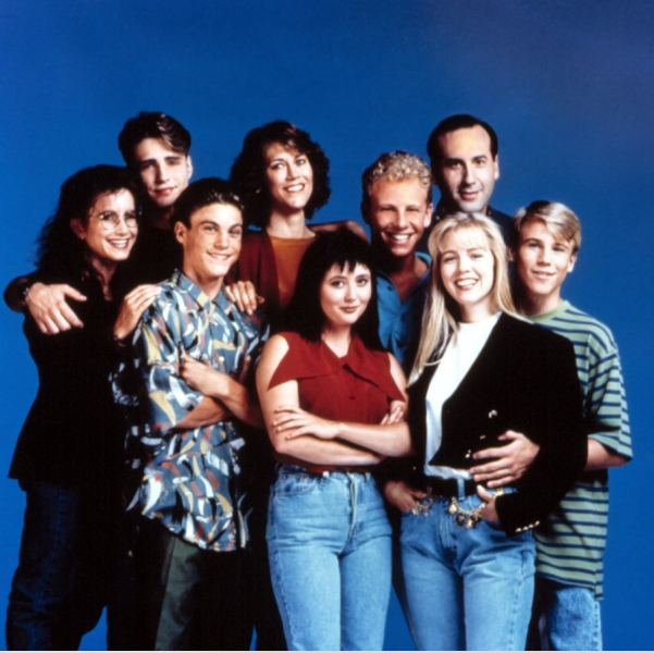 Beverly Hills 90210 - Mom jeans divat