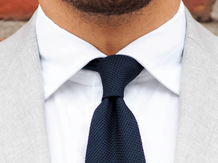Hogyan kell megkötni a nyakkendőt
