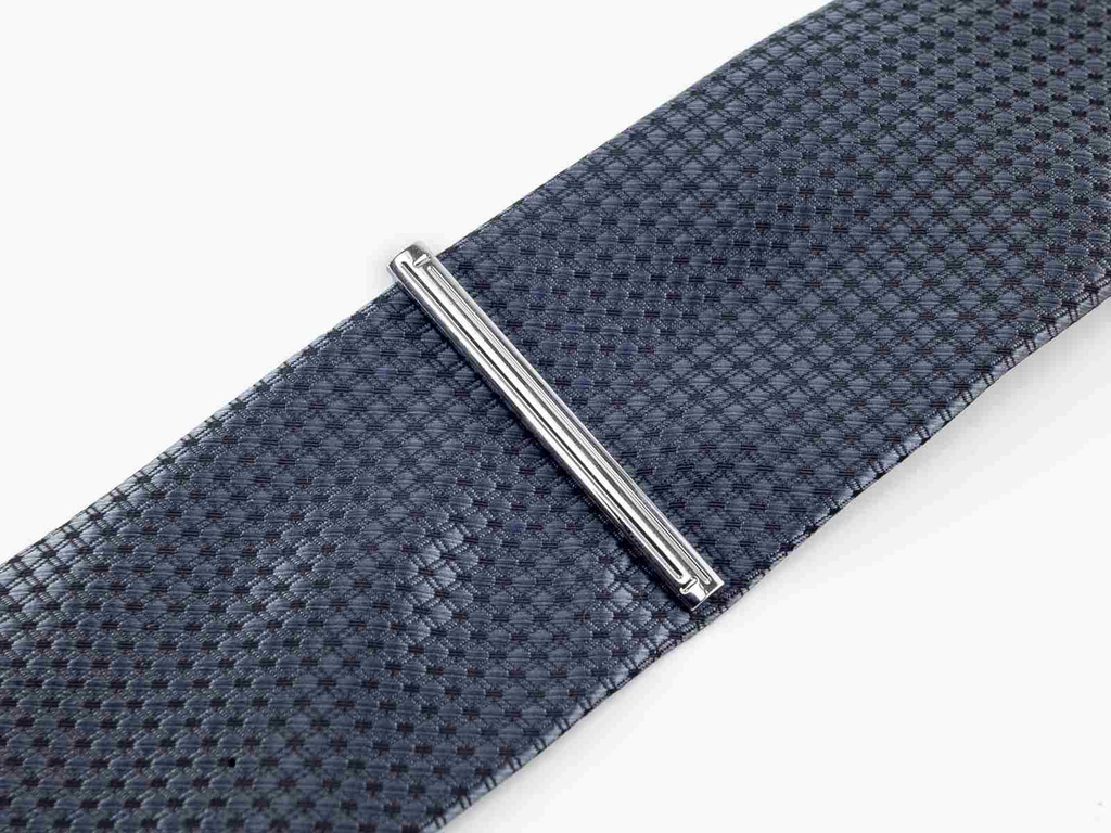 Ezüst nyakkendőtű | 61