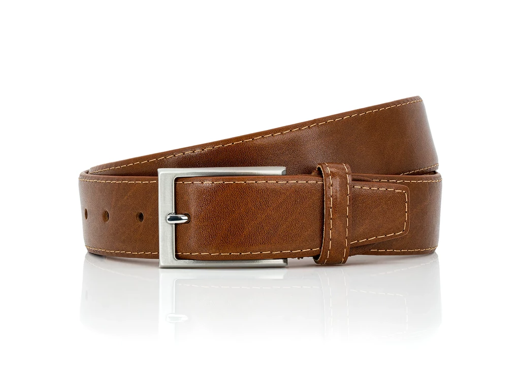 Márkás férfi bőr nadrágszíj - konyak