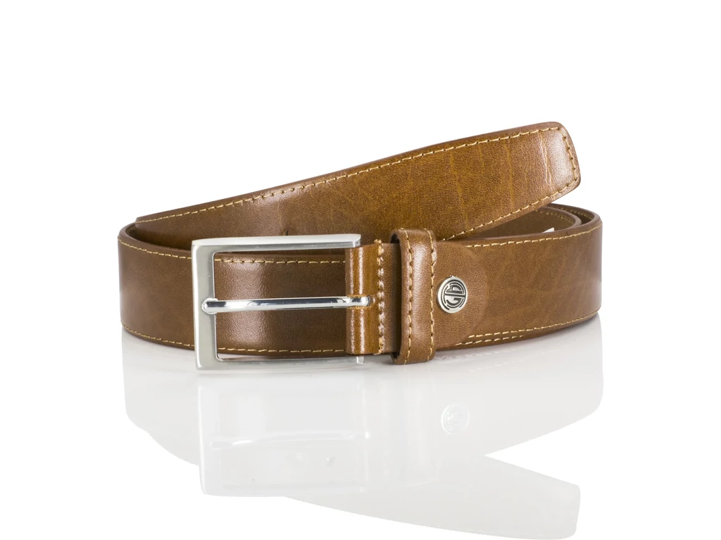 Márkás férfi bőr nadrágszíj - konyak