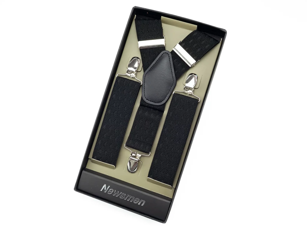 Texturált nadrágtartó díszdobozban - fekete