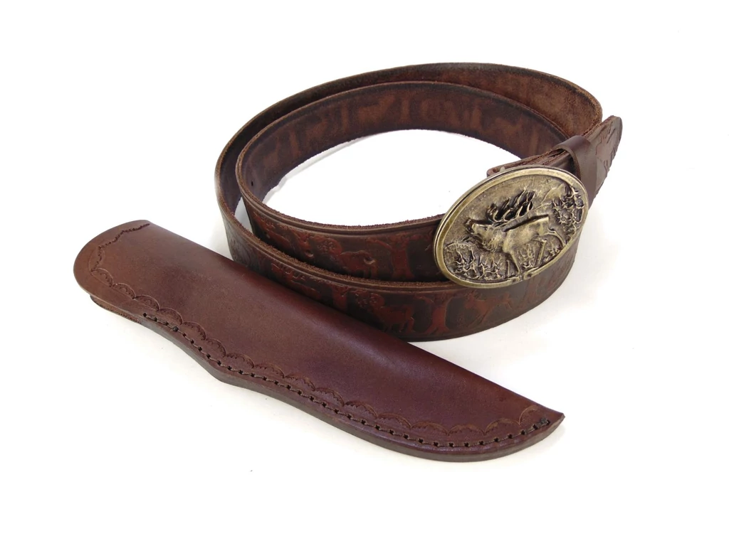 Erdésznek ajándék - Késtok + Szarvas mintás öv 150cm-ig | HCU24-482